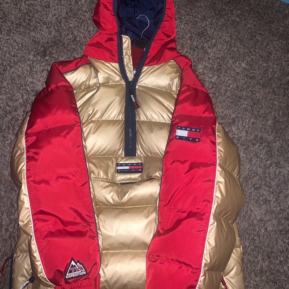New TOMMY HILFIGER JACKET SIZE XL